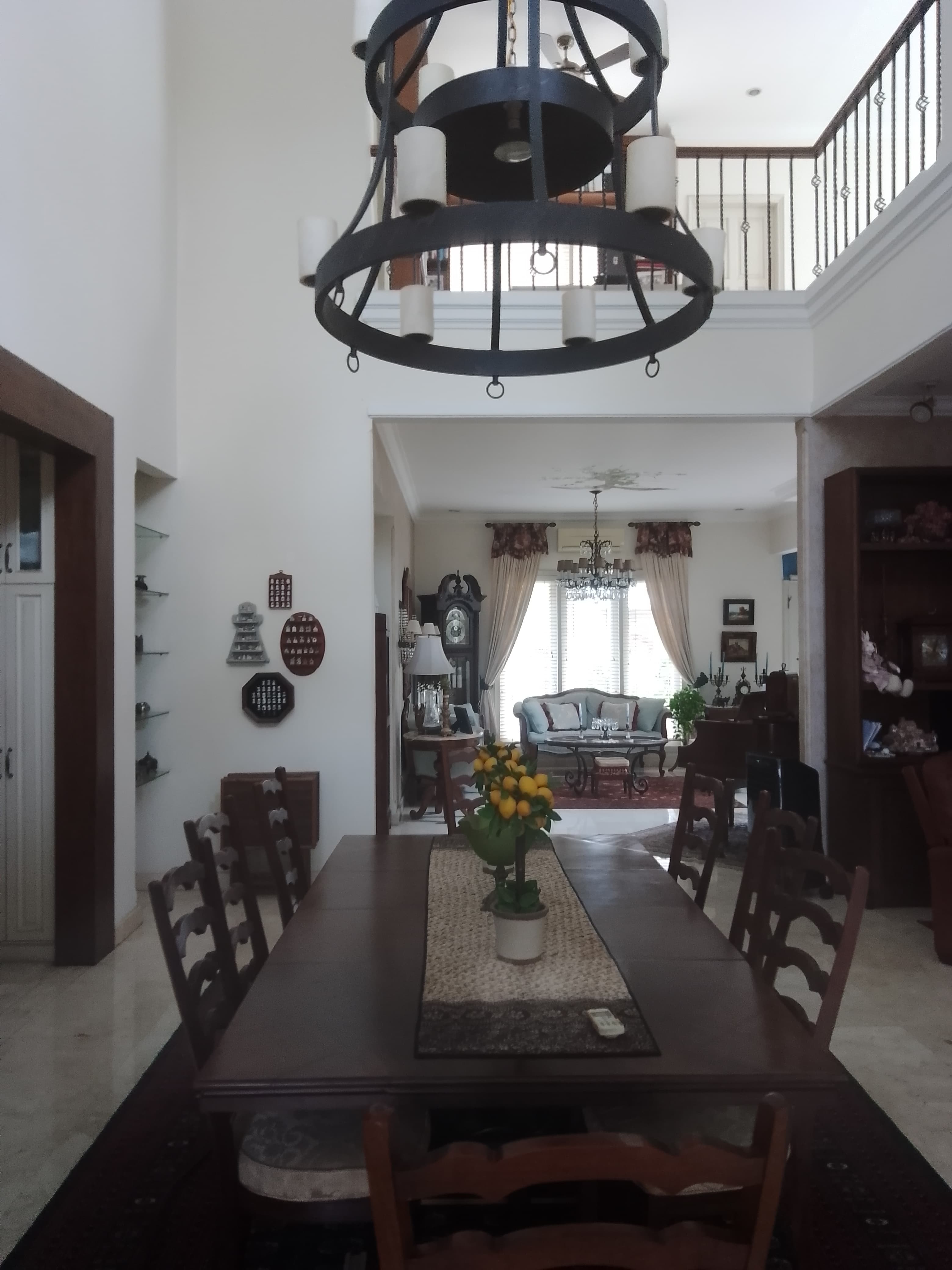Renovasi Ruang Makan